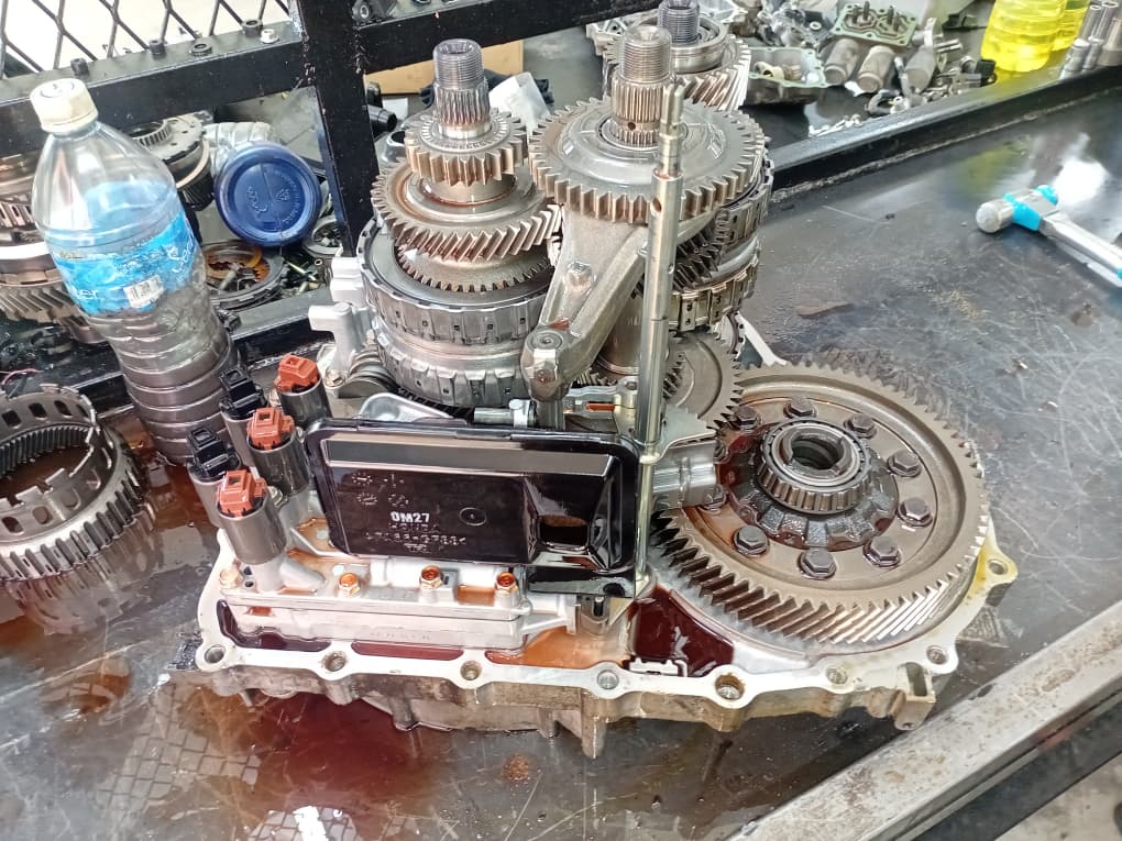 Gearbox internals